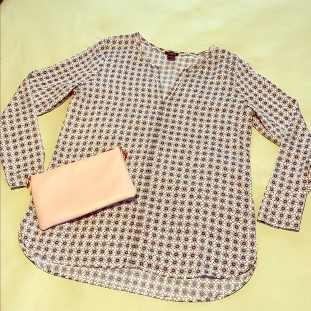 ANN TAYLOR patterned blouse